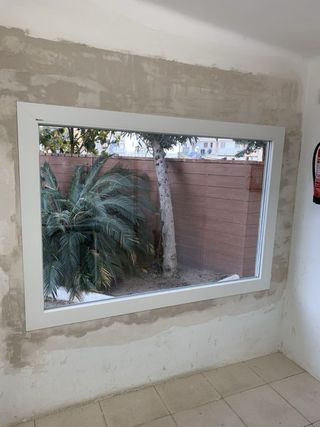 Colocación de Puerta y ventanas modernas