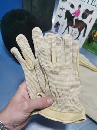 Conjunto material hípica o equitación + libros