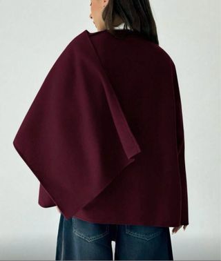 Chaqueta capa burdeos talla única