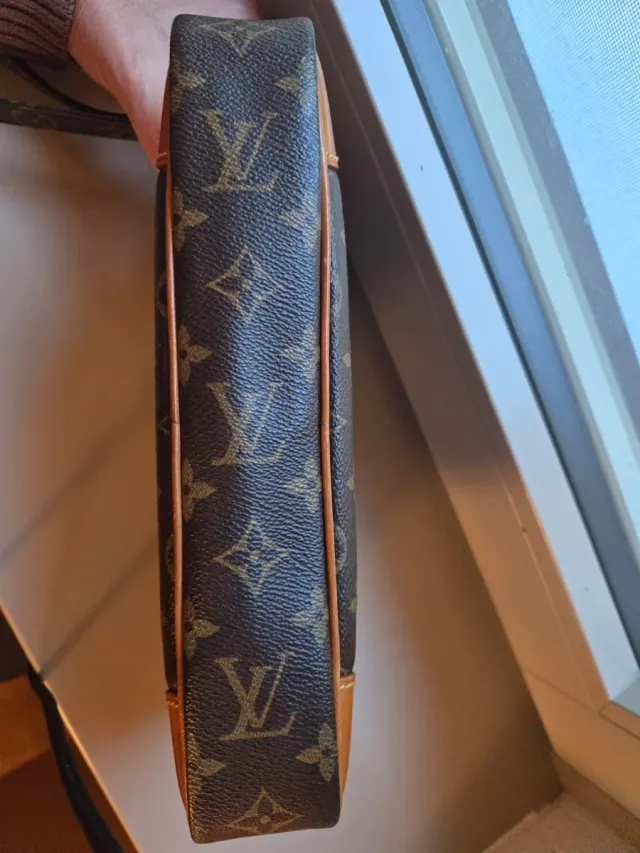 Pochette Louis Vuitton monogramma