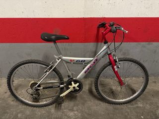 Bicicleta MGH 60 Plata/Roja