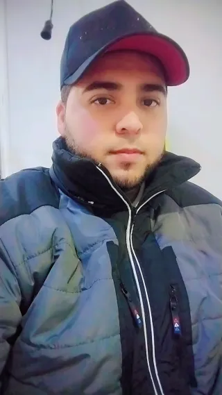 Busco empleo en construcción pintura aseo