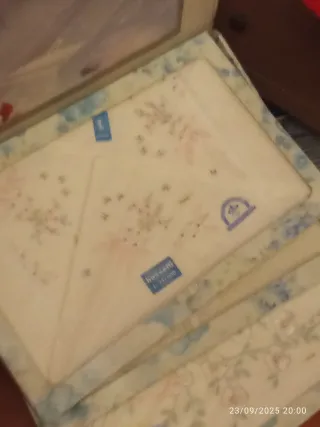 Corredo Bassetti bianco con fiori