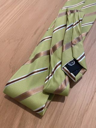 Corbata verde a rayas para caballero C&A