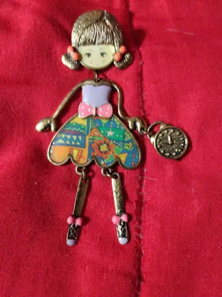 Precioso Broche de Muñeca con Reloj