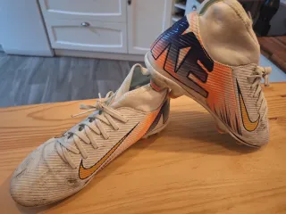 Botas de fútbol Nike