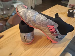 Botas de fútbol Nike Mercurial plateadas