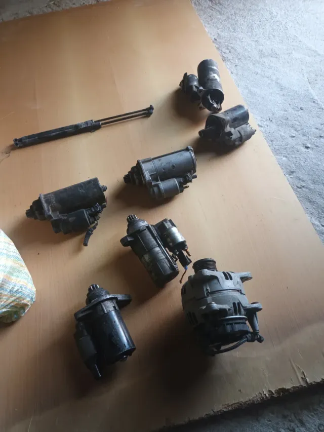 Motor de arranque para coche