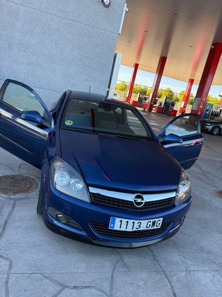 Opel Astra 2010