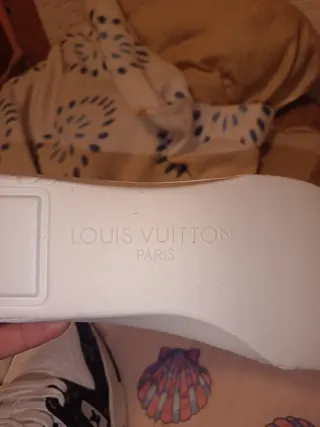 Zapatos Louis Vuitton Negros y Blancos
