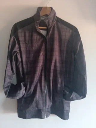 Cazadora de entretiempo a cuadros