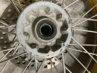 Llanta Supermotard Excel Dorada 16 pulgadas