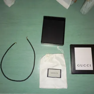 Collar Gucci Perlas Negras.