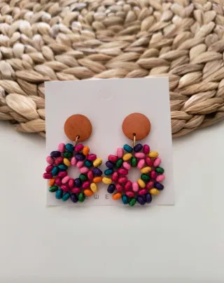 Pendientes de madera multicolor