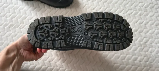 Botas de nieve Quechua azul, se usaron una vez!