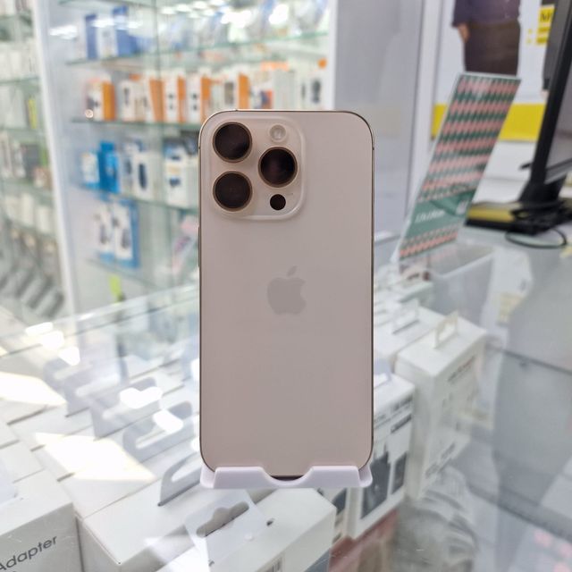 Apple IPhone 16 Pro 128GB Dorado Usado