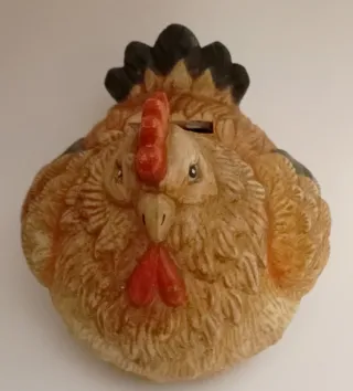 Salvadanaio gallina in terracotta
