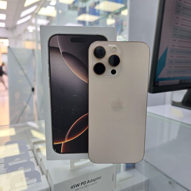 Apple IPhone 16 Pro Max 256GB Dorado Semi Nuevo