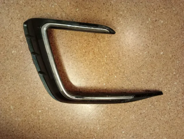 EMBELLECEDOR IZQUIERDO VW TIGUAN II MARCA