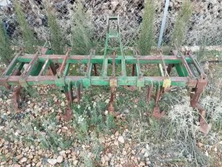 Tractor Fiat + arados + cuba 500 l