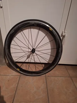 Rueda Mavic Perfil 40 tubular