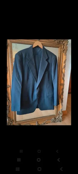 Traje de lana virgen azul