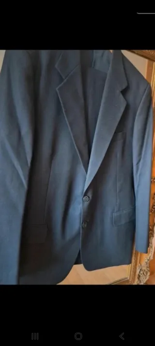 Traje de lana virgen azul