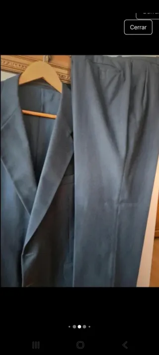Traje de lana virgen azul