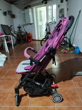 Carrito Kikkaboo LIBRO morado poco uso