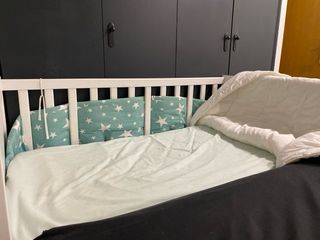 Cuna de madera blanca IKEA