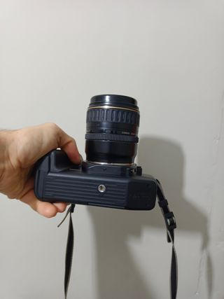 Cámara fotos Canon EOS 650 Negra