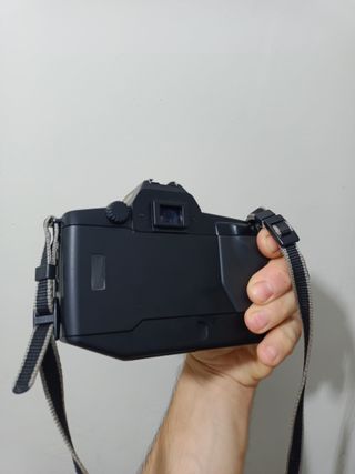 Cámara fotos Canon EOS 650 Negra