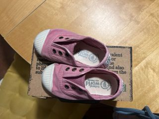 Zapatillas lona niña Natural World rosa T.22