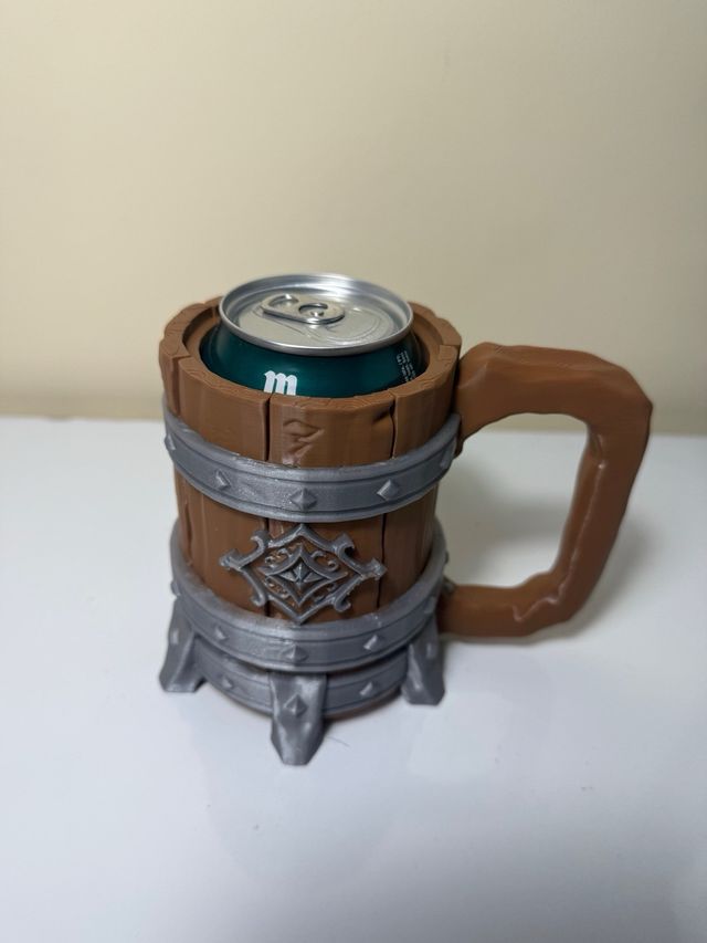 Tazza stile barile in legno e metallo per birre