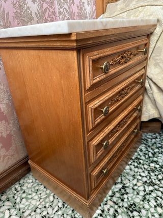 Dormitorio matrimonio madera y mármol