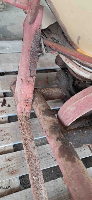 Abonadora pendular 250-300 Kgs