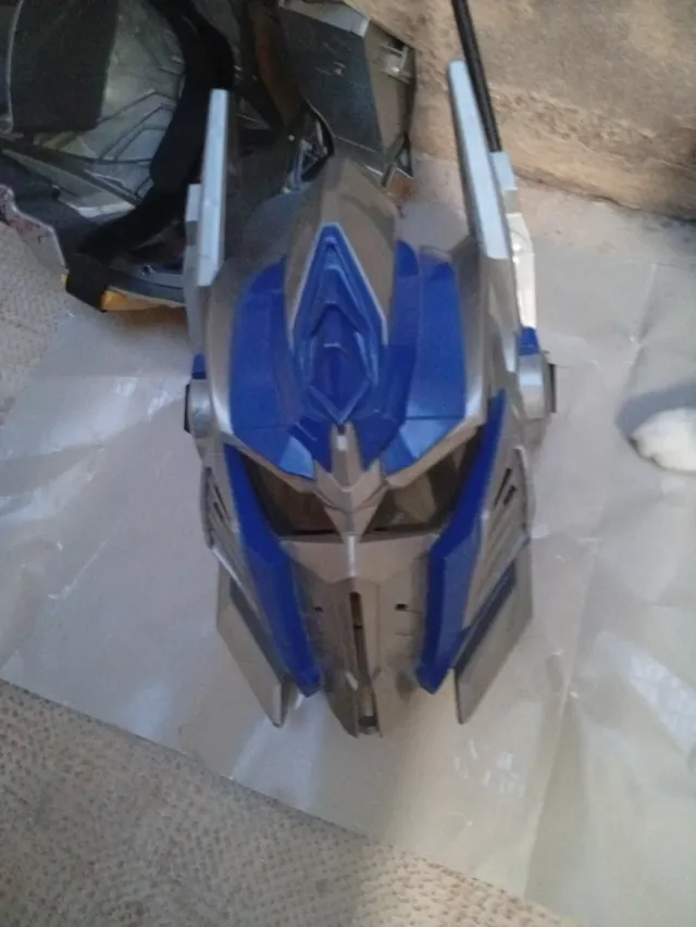 Máscaras Transformers Optimus Prime y Bumblebee