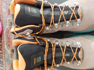 Scarponi Asolo Donna Nuovi Taglia 40 2/3