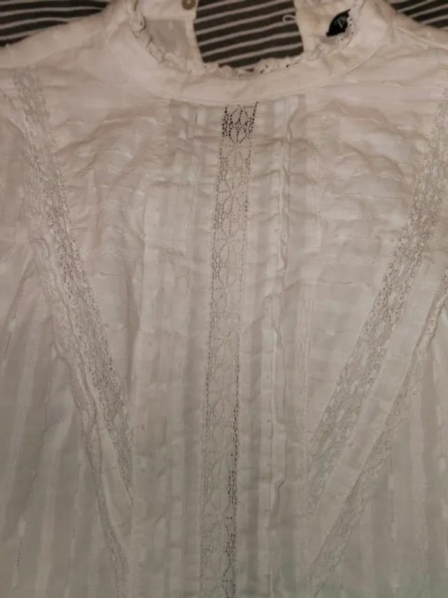 Camisa Zara Blanca Romántica