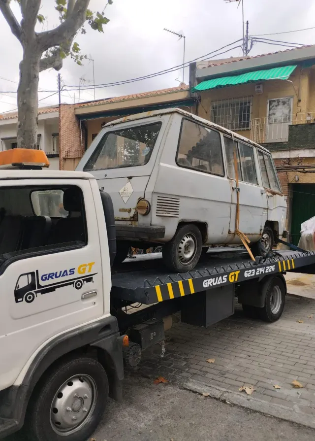 Servicio de grúa 24/7 Teléfono 605532543