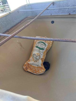 Abonadora Aguirre 1000 Kgs