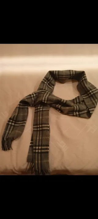 BUFANDA+GUANTES+REGALO