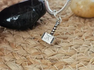 Colgante Martillo de Thor