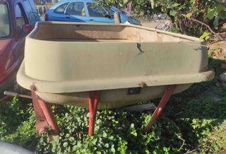 Abonadora pendular 1.000 Kgs.