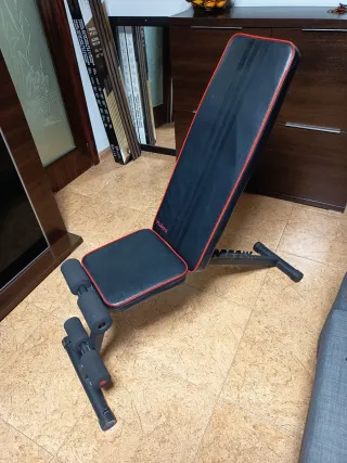 Banco de pesas reclinable a diferentes angulos