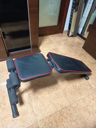 Banco de pesas reclinable a diferentes angulos