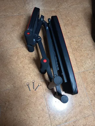 Banco de pesas reclinable a diferentes angulos