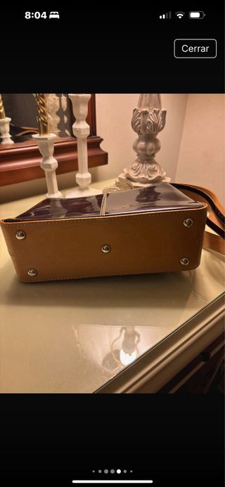 Bolso Baguette  Burdeos y camel.