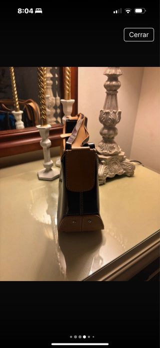 Bolso Baguette  Burdeos y camel.