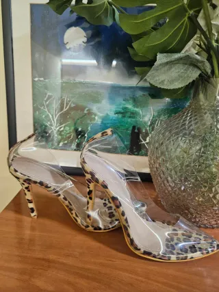 Sandalias de tiras multicolor y naranja